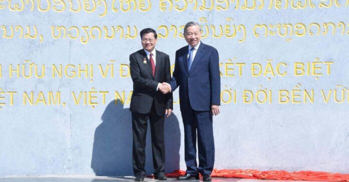 Laos, Vietnam Agree to Strengthen Defense, Security, Economic Cooperation
