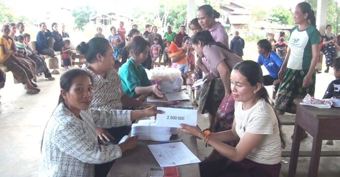 Over 500 Women in Attapeu Receive Funding to Boost Nutrition, Household Farming