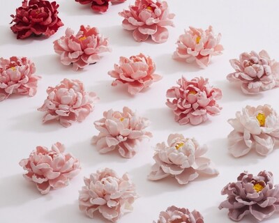 Image 3: Leo Wong artwork “Peony” collection