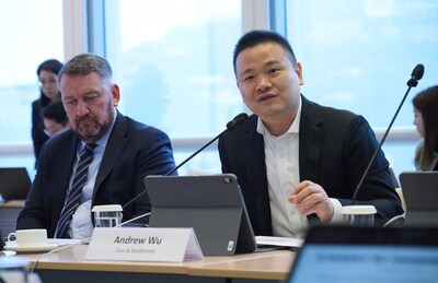 Andrew Wu of Dun & Bradstreet participates in the Project Cargo× Expert Panel meeting, contributing insights to the development of the Recommendation Report. © Hong Kong Monetary Authority. Andrew Wu of Dun & Bradstreet participates in the Project Cargo× Expert Panel meeting, contributing insights to the development of the Recommendation Report. © Hong Kong Monetary Authority.