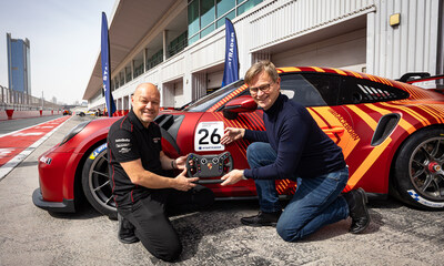 L-R: Robert Lechner, Head & Promoter, Porsche Carrera Cup Middle East and Peter Karsten, CEO, STARTRADER L-R: Robert Lechner, Head & Promoter, Porsche Carrera Cup Middle East and Peter Karsten, CEO, STARTRADER