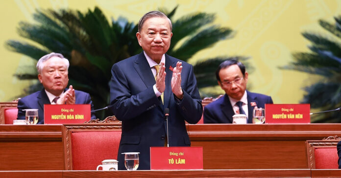 The 14th National Congress of the Communist Party of Vietnam (CPV) continues a full-day session on January 22, chaired by Party General Secretary To Lam – President of the Presidium. (Photo: VNA)