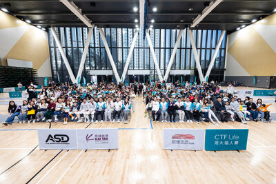 CTF Life is the Title Sponsor of the KTSI “Fencing Plus” Training Programme. To mark its successful conclusion, the Champions Cup & Commencement was held at the Kai Tak Arena, with more than 100 participants competing for top honours and showcasing their acquired techniques.