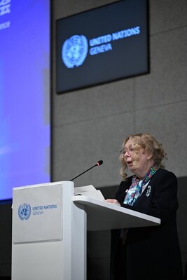 Tatiana Valovaya delivered a address at the seminar.(Yang Lei)
