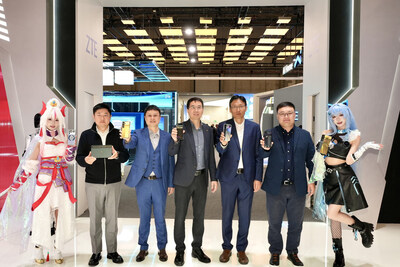 ZTE's executives with newly unveiled products at the launch event ZTE's executives with newly unveiled products at the launch event