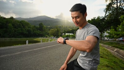 A Smartwatch to Stay Active During the Holidays (Source: Canva) A Smartwatch to Stay Active During the Holidays (Source: Canva)