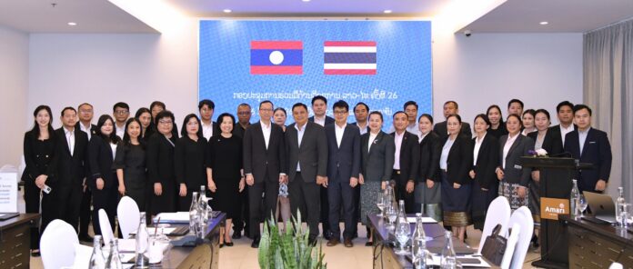 Officials from Thailand and Laos meeting on education cooperation and scholarship programs