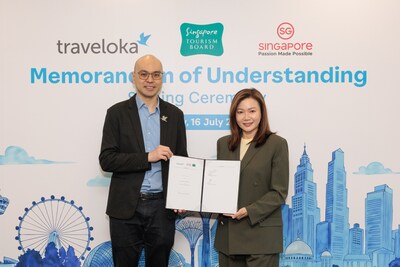 Melissa Ow, Chief Executive, Singapore Tourism Board, and Albert, Co-founder, Traveloka, signing a Memorandum of Understanding to solidify a partnership to promote Singapore as a preferred destination in Indonesia, Malaysia, Thailand, Vietnam and Australia. (Credits: Traveloka)