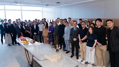 Growhill Wealth's 1 Peking Road Office Opening Group Photo Growhill Wealth's 1 Peking Road Office Opening Group Photo